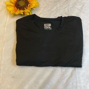 32 Degrees cool 3 pack men’s black Tees size large NWOT